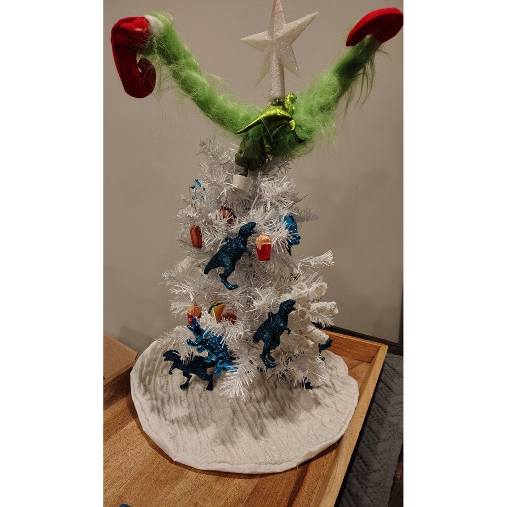 Artificial Topiary Christmas Trees mini set 1-2' Cindy & Grinch, Thing 1,2, & 3 - Picture 3 of 9